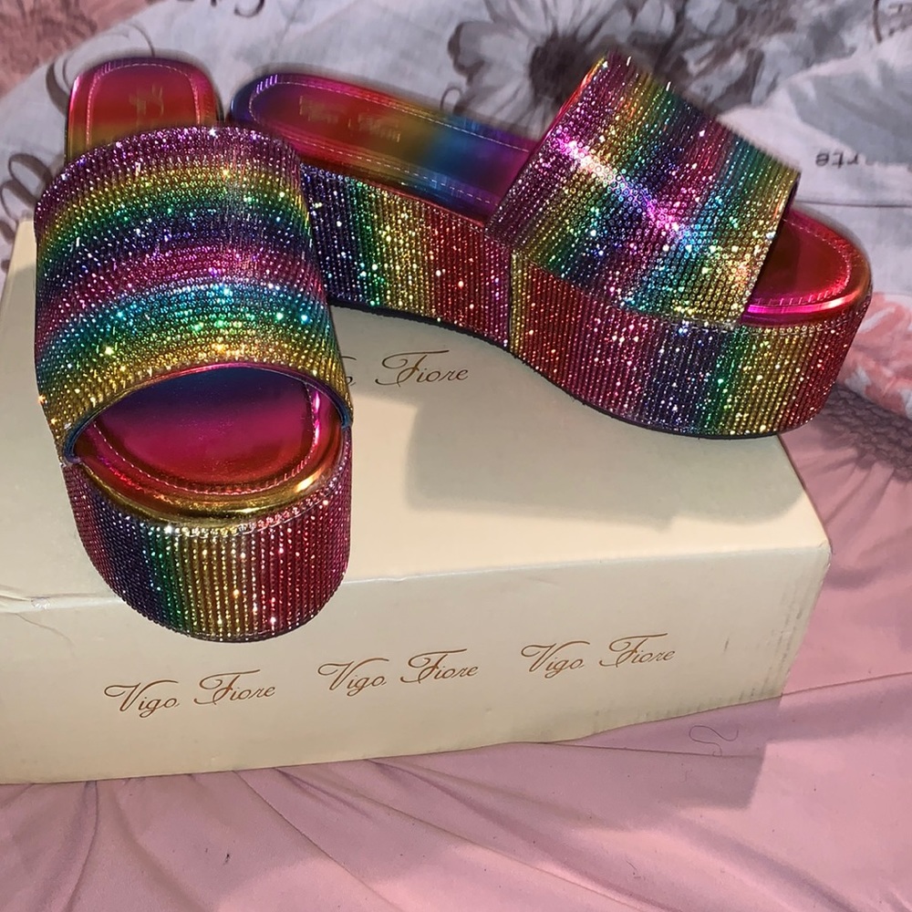 NEVER WORN 💕 WOMEN SHOE